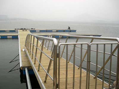 Laiwu xuye lake management committee wharf